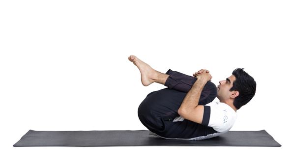 Động tác yoga giúp giảm đau lưng và cổ