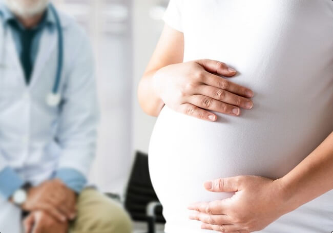 Không sử dụng NSAID cho phụ nữ mang thai ở ba tháng cuối thai kỳ