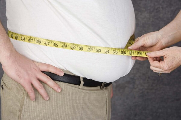 Tăng cân, béo phì dễ gây thoái hóa cột sống