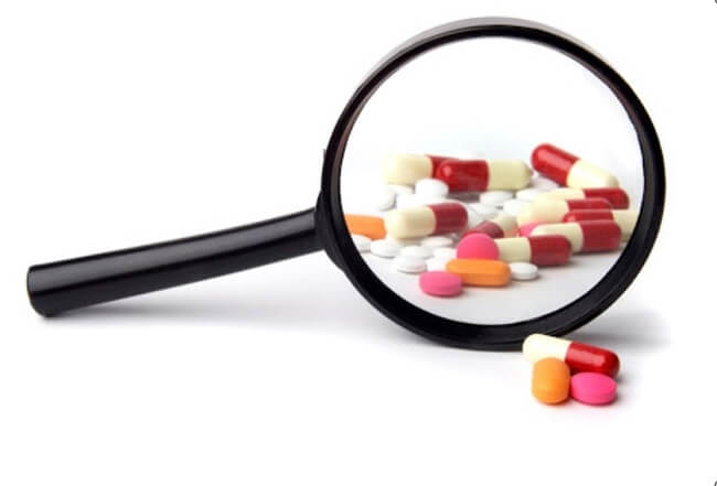 Ibuprofen gây tương tác với 358 loại thuốc