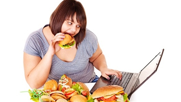 Người béo phì có nguy cơ cao bị vôi hóa cột sống