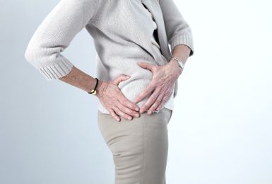 Nếu không chữa trị, đau hông khiến bạn bại liệt