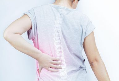 Hiệu quả bất ngờ từ bài thuốc chữa đau lưng đơn giản