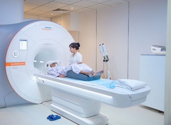 Chụp cộng hưởng từ (MRI) có thể giúp bạn xác định được nguyên nhân khiến khớp vai kêu lục khục